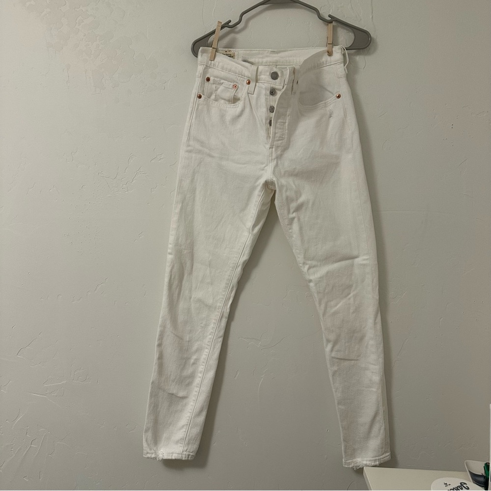 Levi's 501 Women's White Jeans size 26 like new